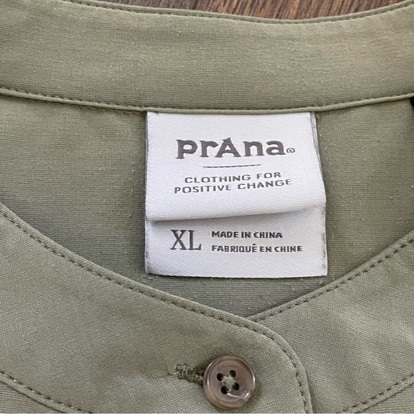 Prana Railay Womens Oversized Olive Green Button Up Shirt Size XL - Picture 7 of 9